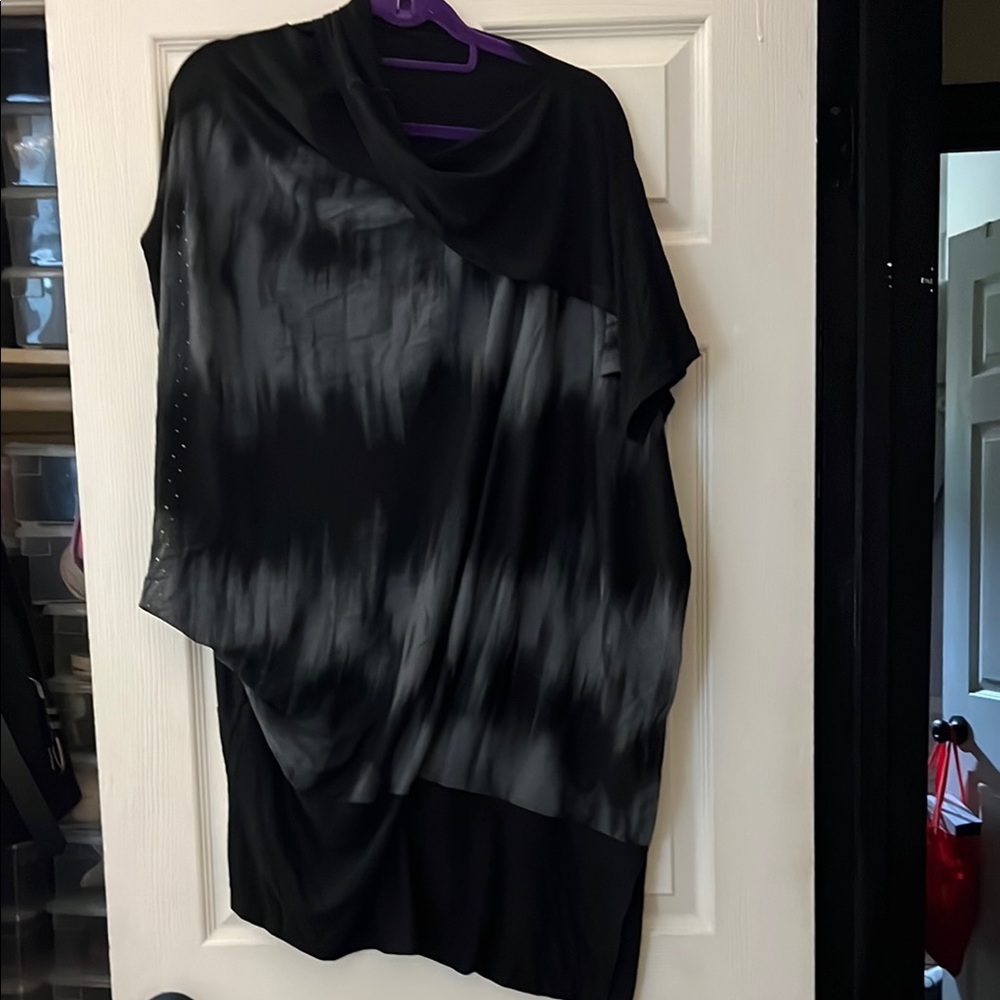 Black and Gray Asymmetrical Top